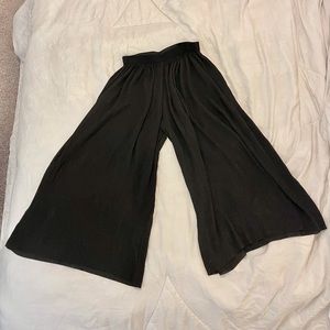 Zara Black Pleated Culottes